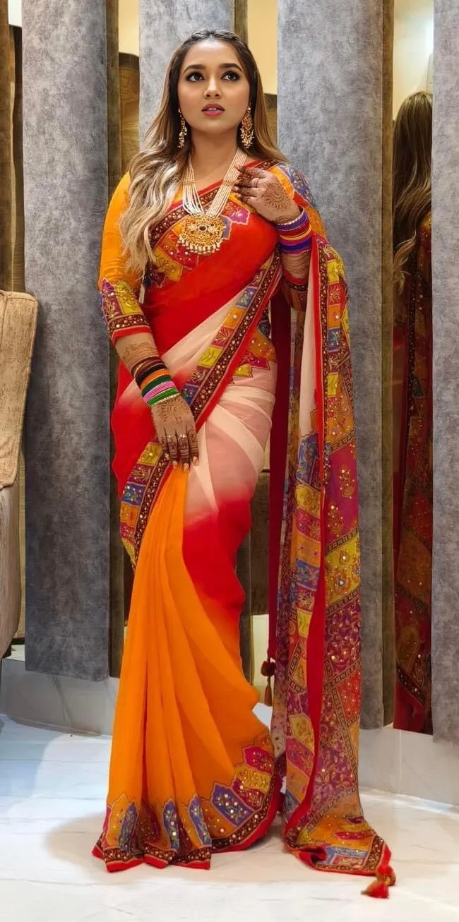 হাই কোয়ালিটি সফট সিল্ক শাড়ী ব্লাউজপিস সহ